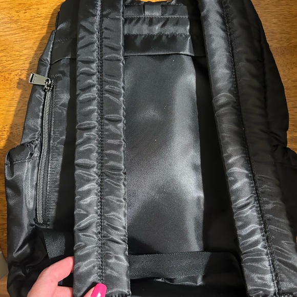 Lug Hatchback backpack - Picture 2 of 4